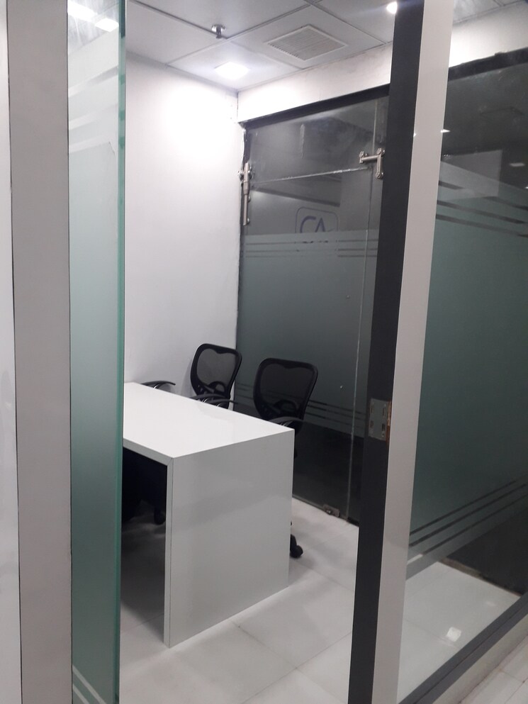 Kitchen, netaji subhash place Commercial Office Space 600 Sq.Ft. In Netaji Subhash Place Delhi 8759736