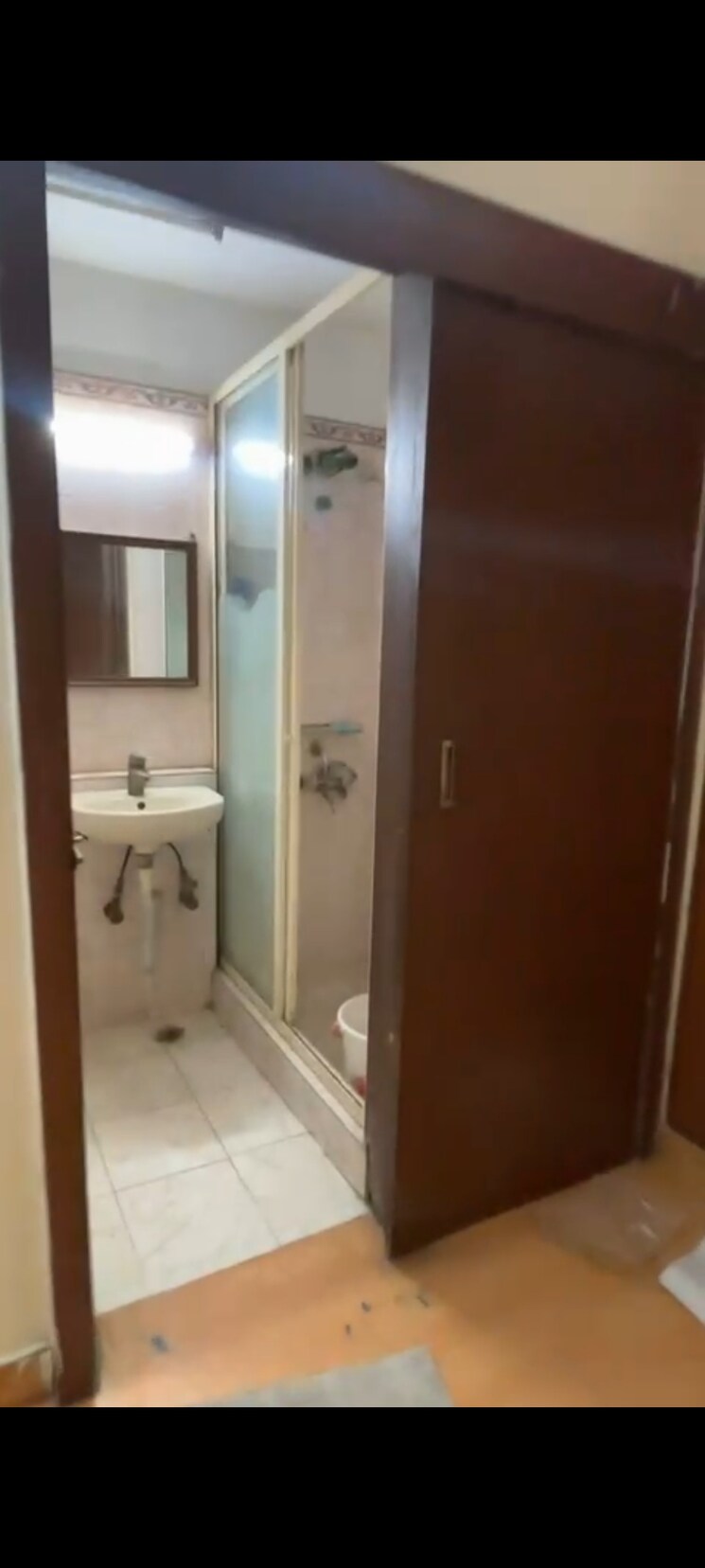 undefined, eros garden 3 Bedroom 200 Sq.Yd. Apartment In Eros Garden Faridabad 8759744