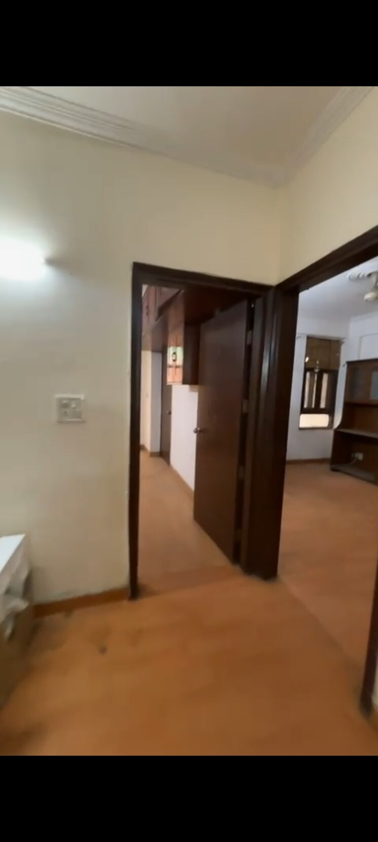 Room, eros garden 3 Bedroom 200 Sq.Yd. Apartment In Eros Garden Faridabad 8759744