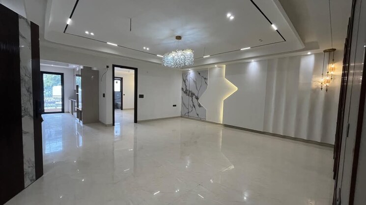 Room, ansal-api-versalia-2 4 Bedroom 300 Sq.Yd. Builder Floor In Sector 67a Gurgaon 8759751