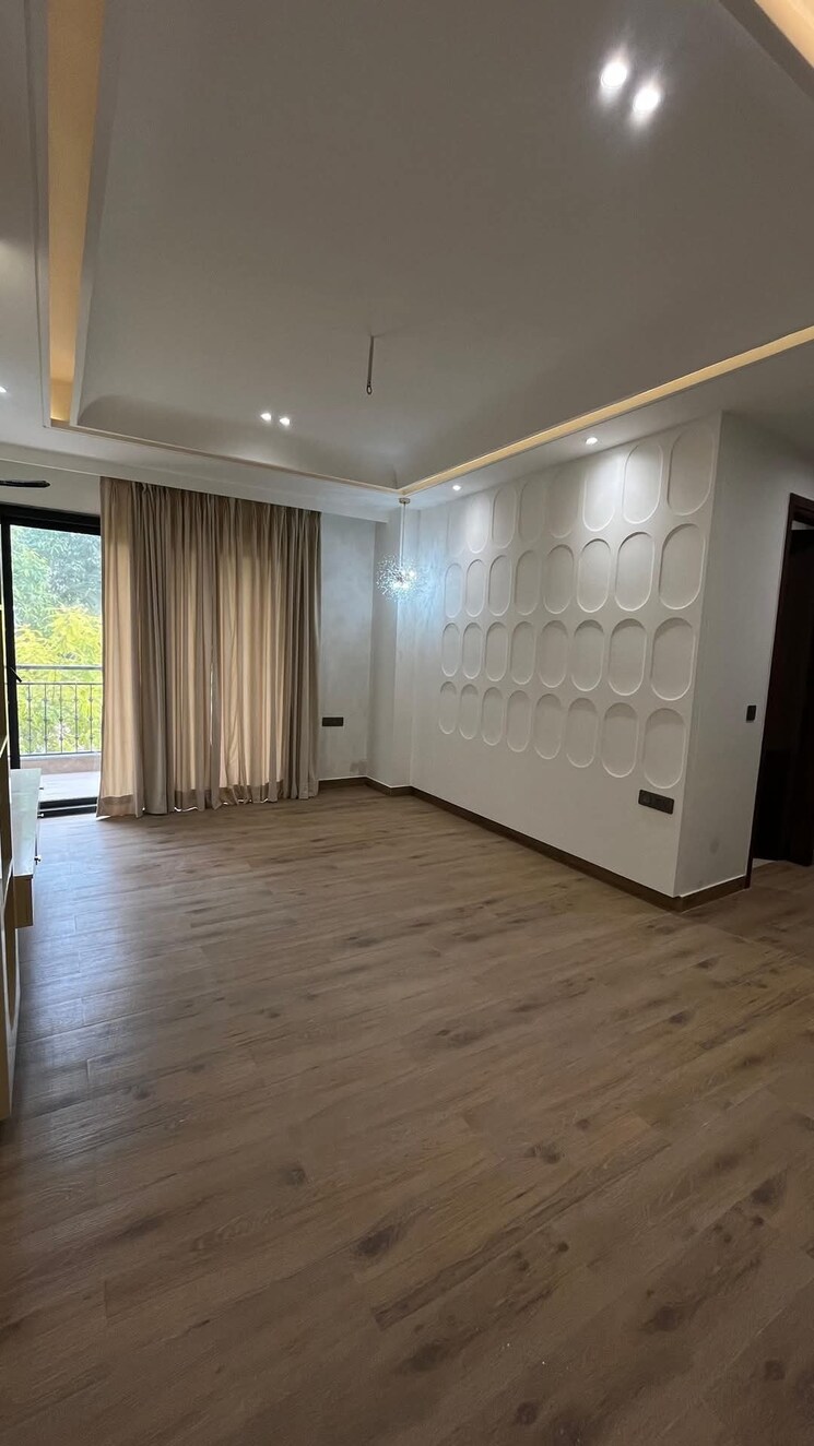 Room, ansal-api-versalia-2 4 Bedroom 300 Sq.Yd. Builder Floor In Sector 67a Gurgaon 8759751