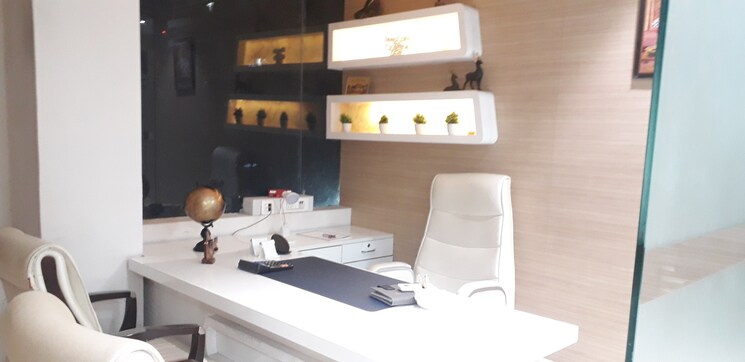 Team Area, netaji subhash place Commercial Office Space 2000 Sq.Ft. In Netaji Subhash Place Delhi 8759753