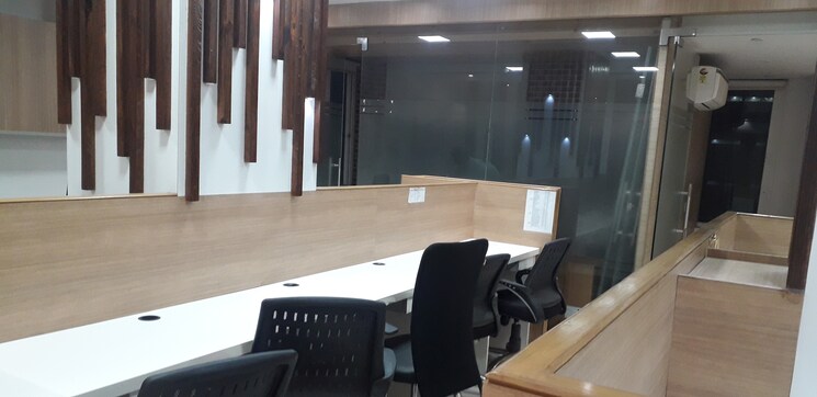 Team Area, netaji subhash place Commercial Office Space 2000 Sq.Ft. In Netaji Subhash Place Delhi 8759753