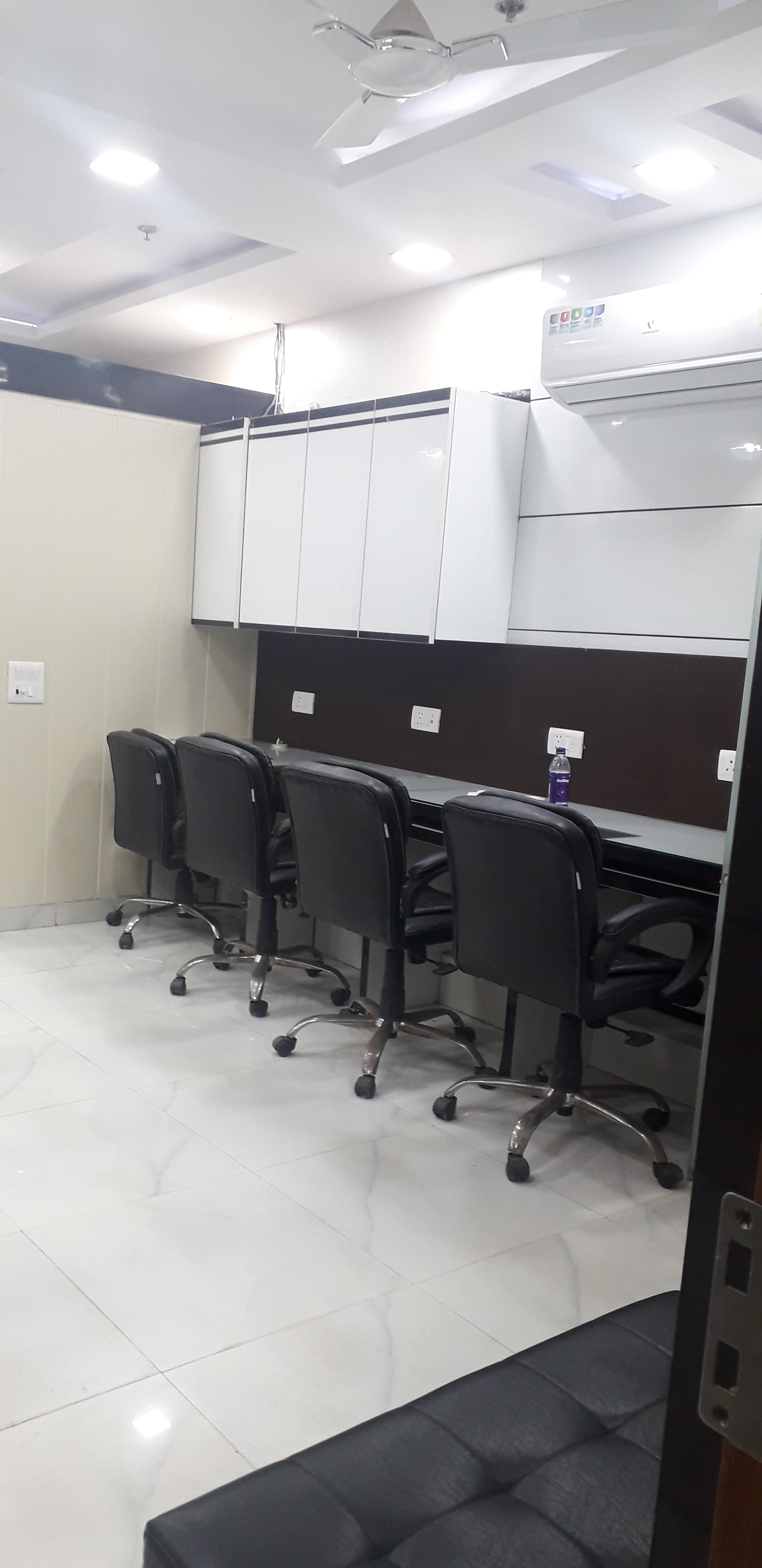 Office Space For Rent in Netaji Subhash Place
