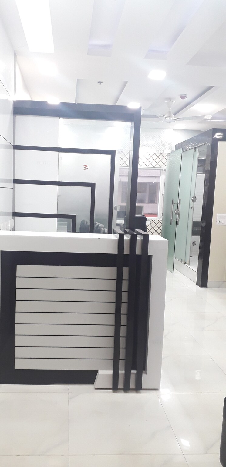 Kitchen, netaji subhash place Commercial Office Space 750 Sq.Ft. In Netaji Subhash Place Delhi 8759768