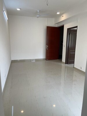 2 BHK Apartment For Sale in Nimbus Express Park View, Chi V Greater Noida