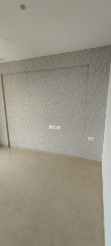 Master Bedroom in 3 BHK Apartment at Hiranandani Highland, Powai – for Rent