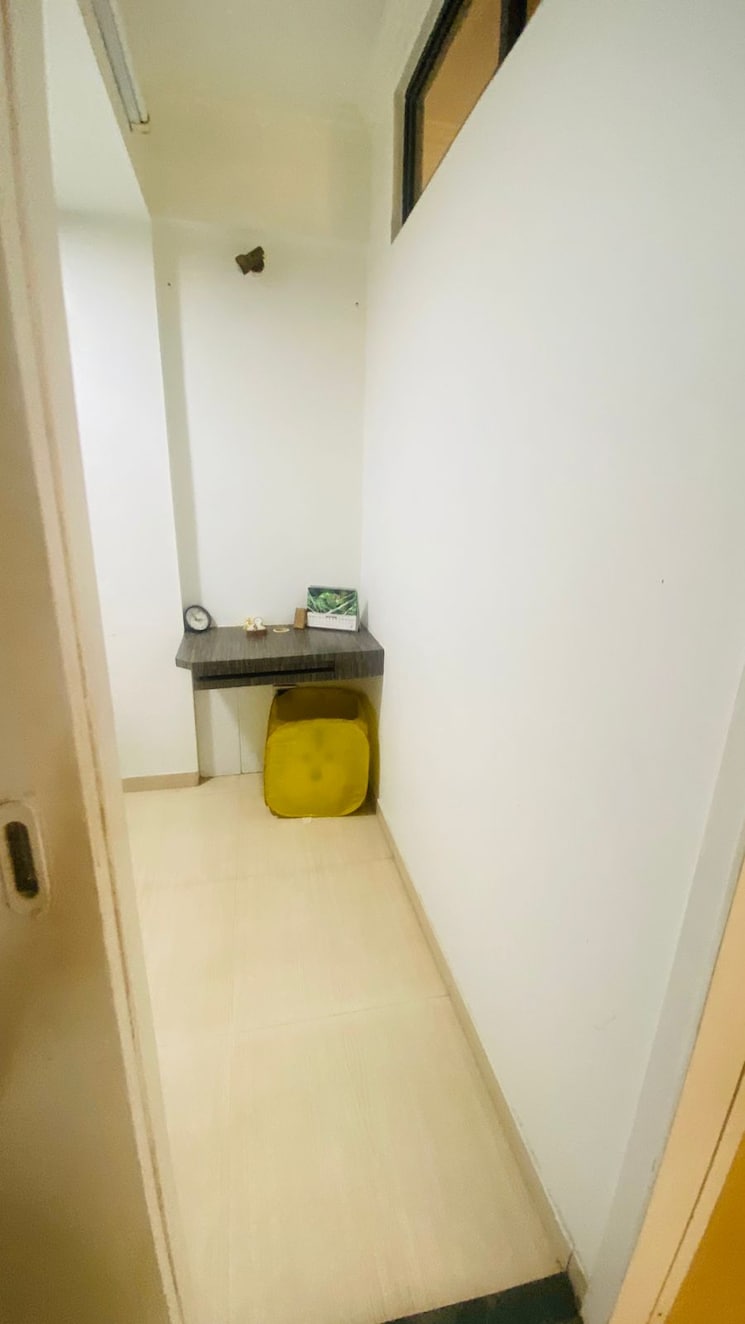 undefined, saidham-chs-kandivali 1.5 Bedroom 640 Sq.Ft. Apartment In Kandivali West Mumbai 8759797