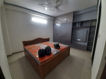 Bedroom in 1 BHK Builder Floor at Maidan Garhi – for Rent