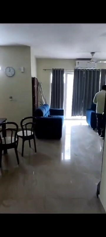 2 BHK Apartment For Rent in Sushant Golf City