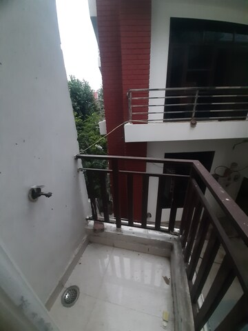 Balcony in 1 BHK Builder Floor at Maidan Garhi – for Rent