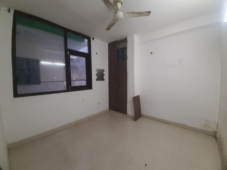 Room, maidan garhi 1 Bedroom 75 Sq.Yd. Builder Floor In Maidan Garhi Delhi 8759811