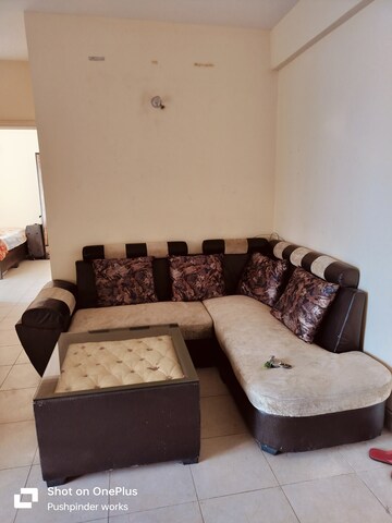 Master Bedroom in 2 BHK Apartment at Sector 6 Wave City – for Rent