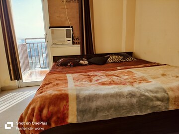Master Bedroom in 2 BHK Apartment at Sector 6 Wave City – for Rent