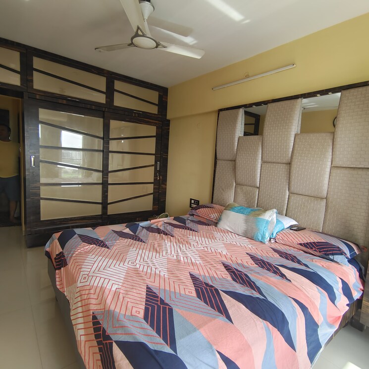 Bedroom, laxmi-apartments-bandra-west 2 Bedroom 850 Sq.Ft. Apartment In Patkar Blocks Mumbai 8759836