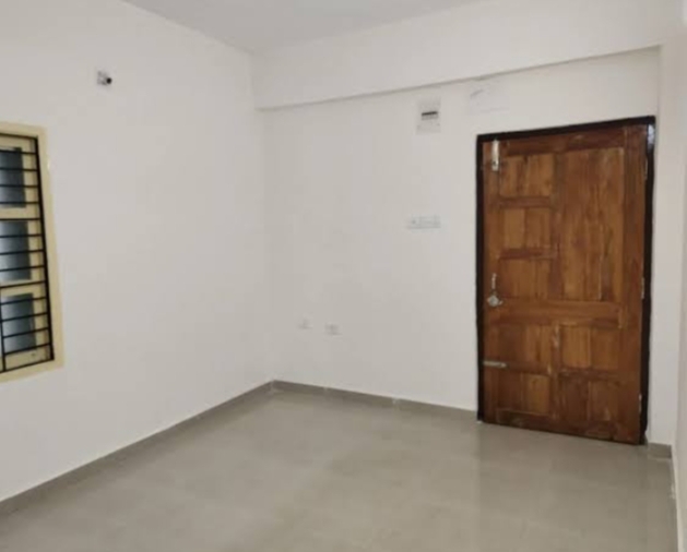 2 BHK + Extra Room Independent House For Rent in Sector 19