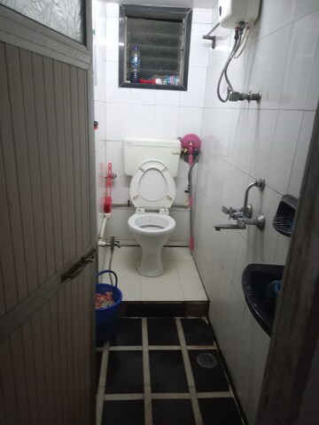 Bathroom in 1 BHK Apartment at Charming Apartment, Bhandup West – for Rent