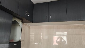 Furnished Amenities in 1 BHK Apartment at Chandraprabha CHS, Bhandup East – for Rent