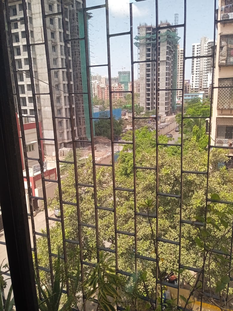 1 BHK + Extra Room 420 Sq.Ft. Apartment in Sun Villa Malad West