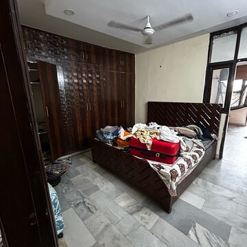 Bedroom in 2 BHK Builder Floor at Lajpat Nagar I – for Rent