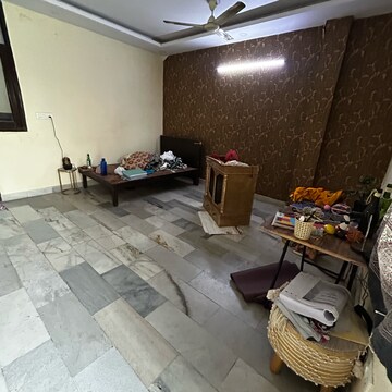 Parking in 2 BHK Builder Floor at Lajpat Nagar I – for Rent