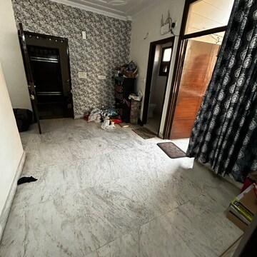 Bedroom in 2 BHK Builder Floor at Kotla Mubarakpur – for Rent