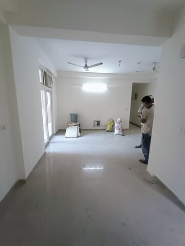 2 BHK Apartment For Rent in Geotech Pristine Avenue, Sector 16c Greater Noida