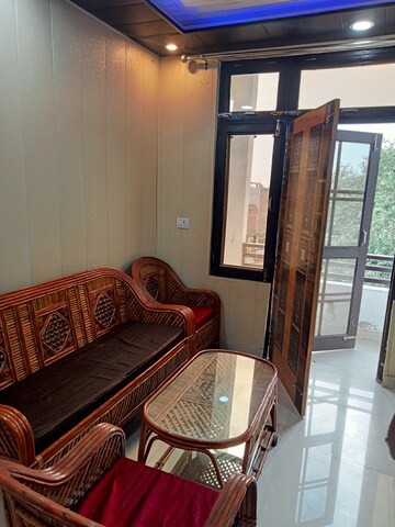 Bedroom in 1.5 BHK Builder Floor at Vishesh Khand, Gomti Nagar – for Rent