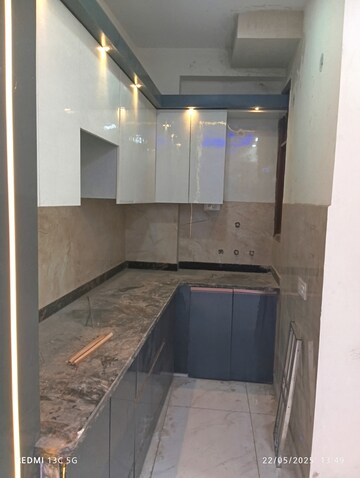Kitchen in 2.5 BHK Builder Floor at Shalimar Garden – for Sale