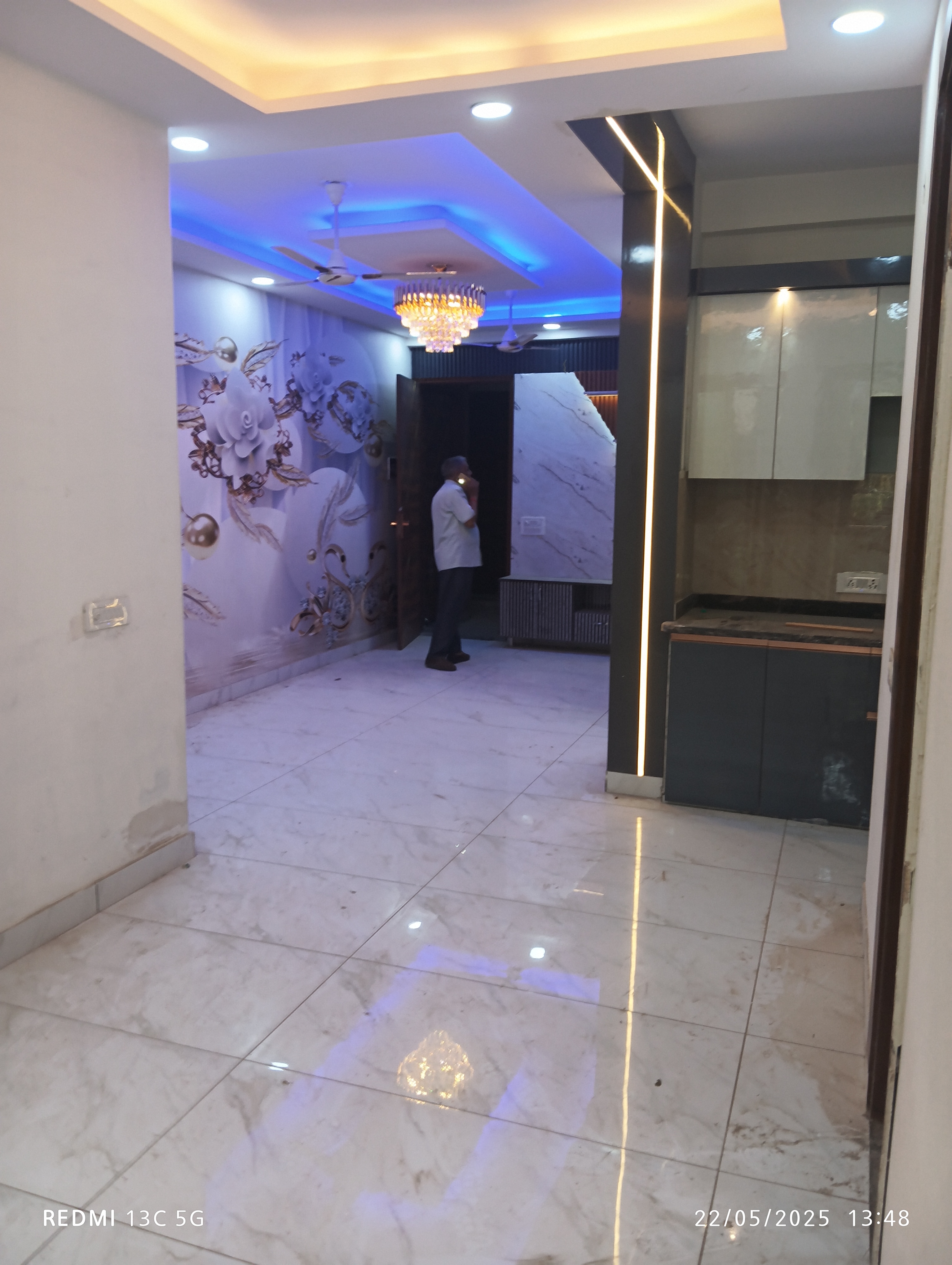 2.5 BHK + Pooja Room Builder Floor For Sale in 8851918536