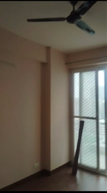 Building Lobby in 2 BHK Apartment at Amrapali Dream Valley, Amrapali Dream Valley – for Rent