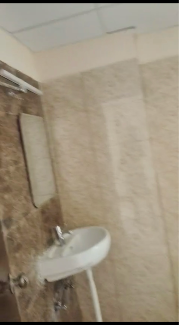 Bathroom in 2 BHK Apartment at Amrapali Dream Valley, Amrapali Dream Valley – for Rent
