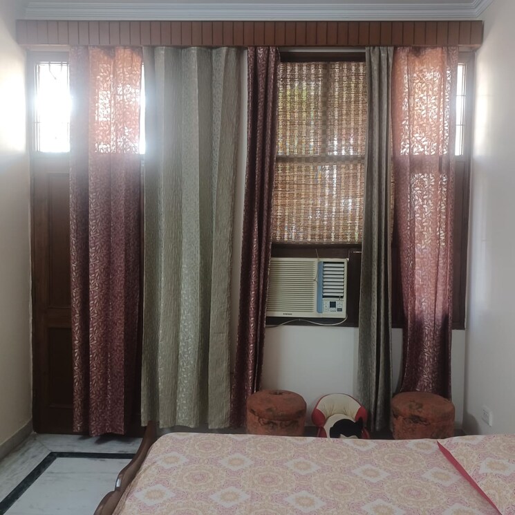 Room, sector 49 1 Bedroom 800 Sq.Ft. Builder Floor In Sector 49 Chandigarh 8759948