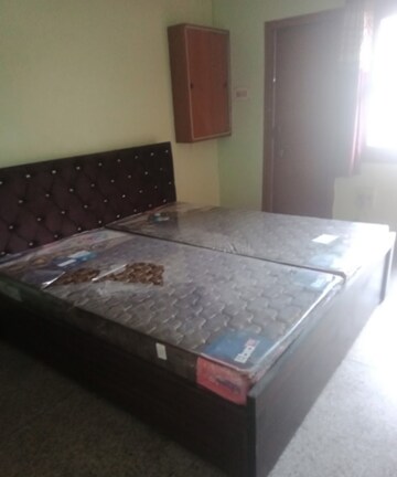 Bedroom in 2 BHK Villa at Jankipuram – for Rent