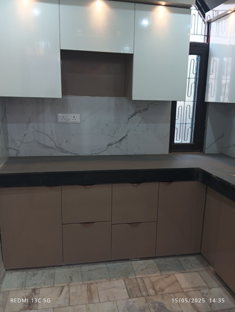 Kitchen, shalimar garden 4 Bedroom 1800 Sq.Ft. Builder Floor In Shalimar Garden Ghaziabad 8759978