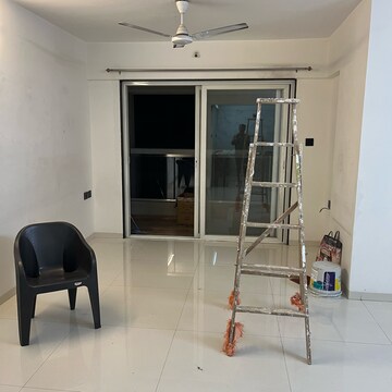 Room in 2 BHK Apartment at Krishna Amorapolis, Madhav Nagar – for Rent