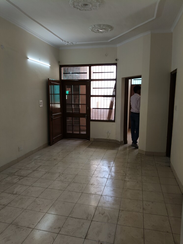 Room, dhakoli 2 Bedroom 1100 Sq.Ft. Builder Floor In Dhakoli Zirakpur 8760000