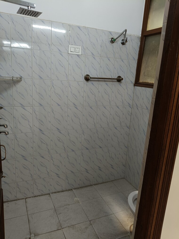 Bathroom, dhakoli 2 Bedroom 1100 Sq.Ft. Builder Floor In Dhakoli Zirakpur 8760000