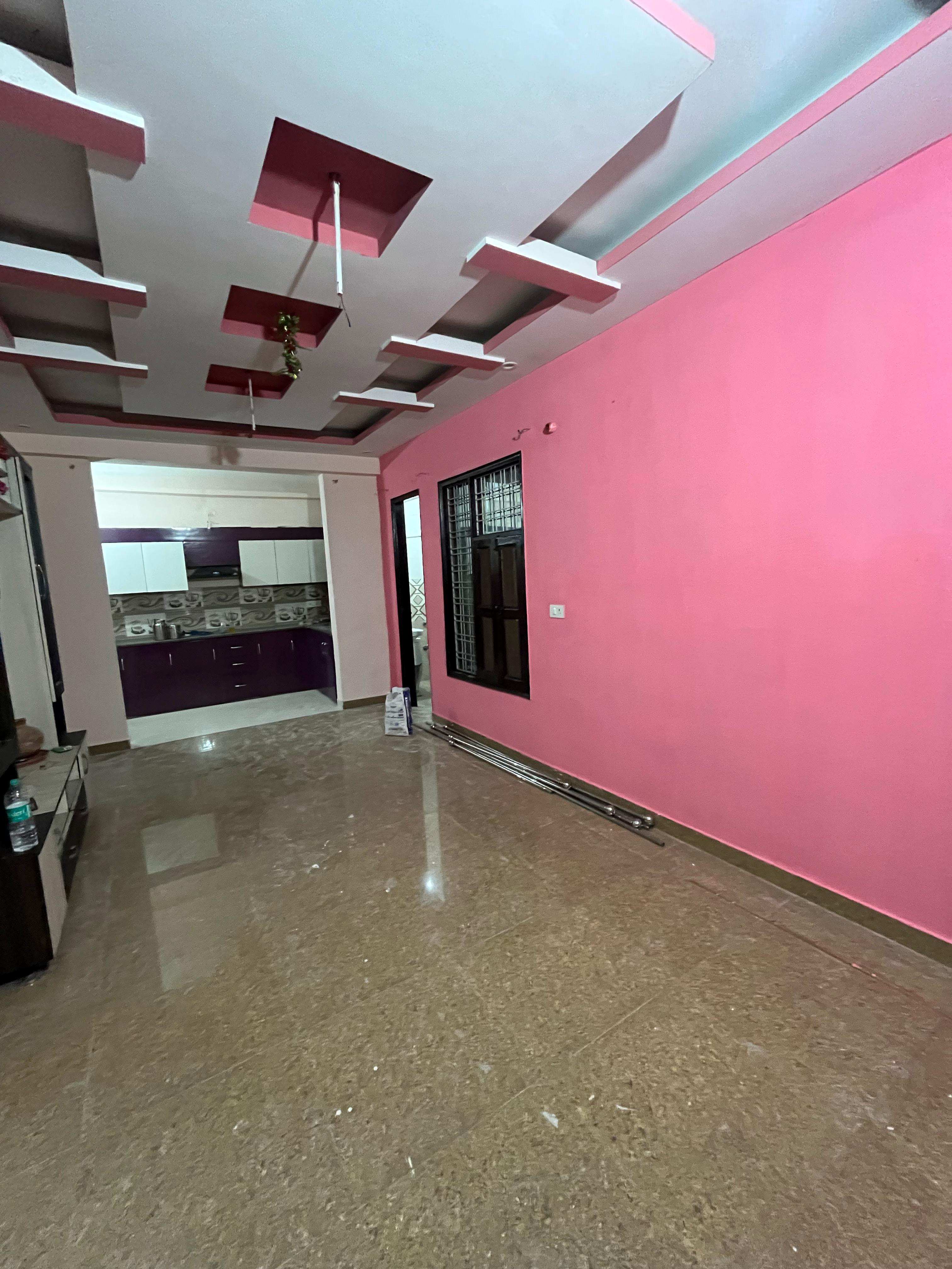 3 BHK + Servant Room,Extra Room 1250 Sq.Ft. Apartment in Uphaar Homes