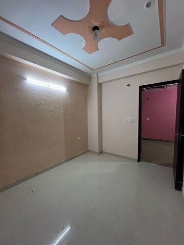 Room in 3 BHK Apartment at Uphaar Homes, Rajendra Park – for Rent