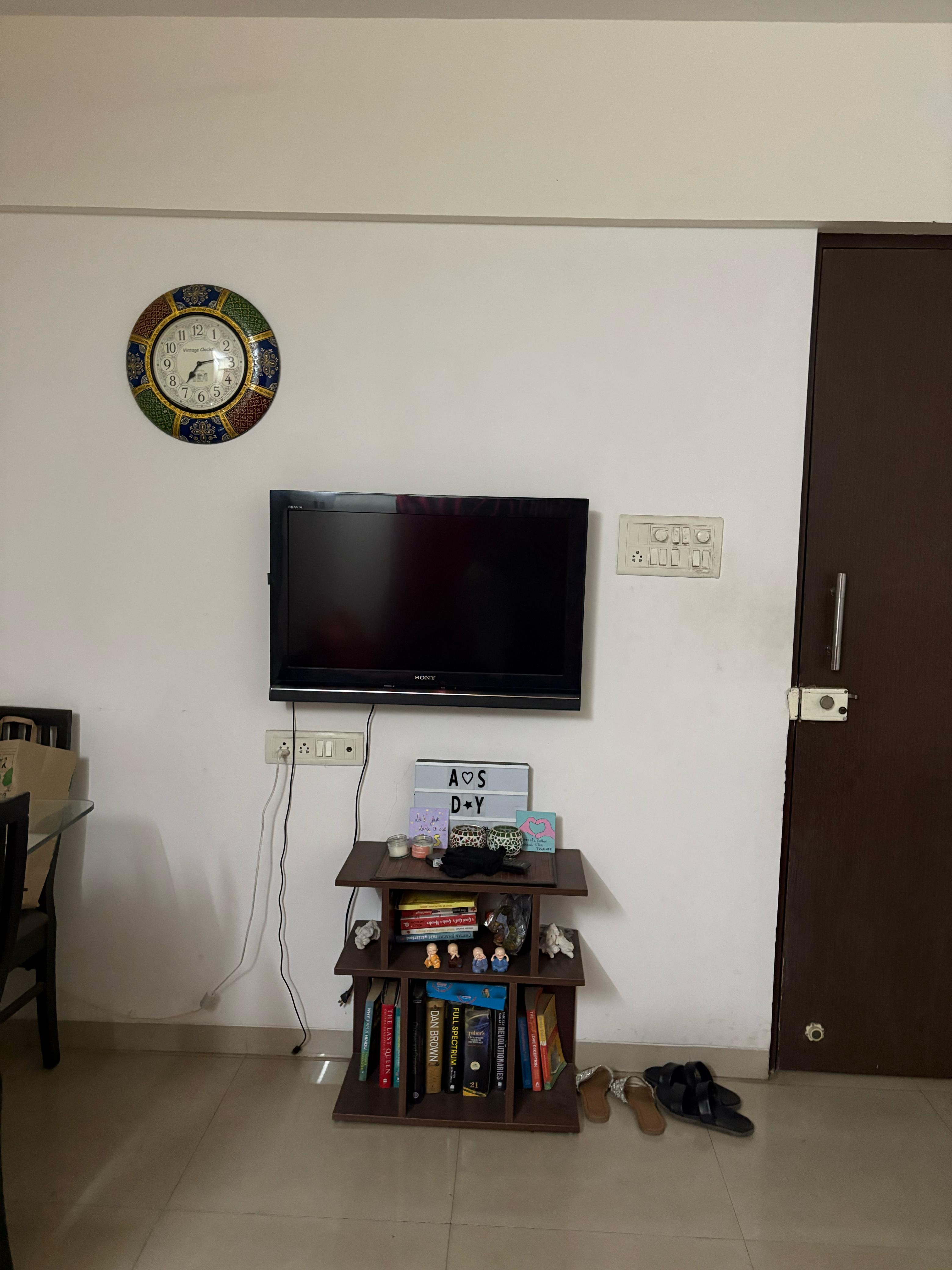 2 BHK + Extra Room Apartment For Rent in Prem Pride
