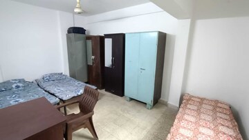 Room in  Pg at Bhusari Colony – for Rent