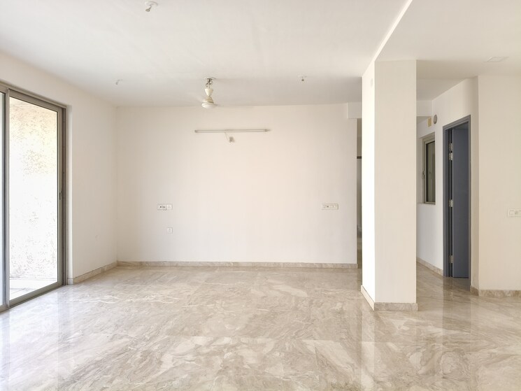 Room, one-hiranandani-park 3 Bedroom 1400 Sq.Ft. Apartment In Ghodbunder Road Thane 8760084
