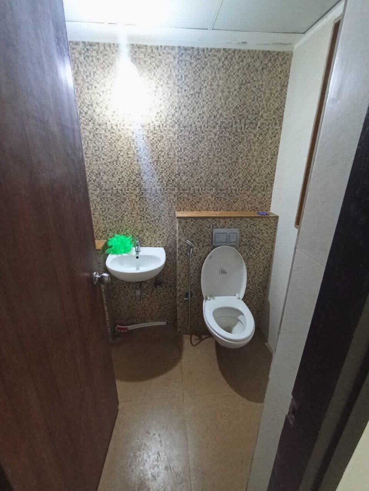 Bathroom, lodha-palava-downtown 1 Bedroom 585 Sq.Ft. Apartment In Dombivli East Thane 8760102