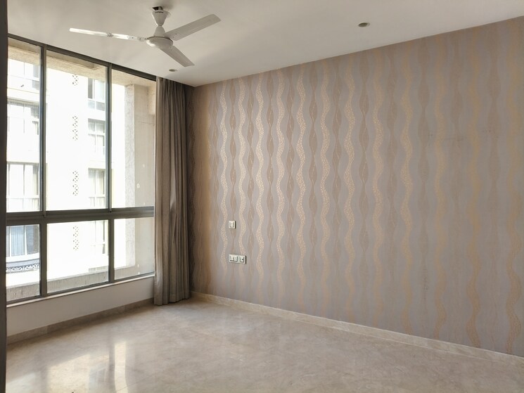 Room, hiranandavi-rodas-enclave-rosehill 3 Bedroom 1500 Sq.Ft. Apartment In Patlipada Thane 8760115