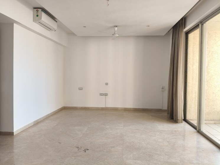 Room, hiranandavi-rodas-enclave-rosehill 3 Bedroom 1500 Sq.Ft. Apartment In Patlipada Thane 8760115