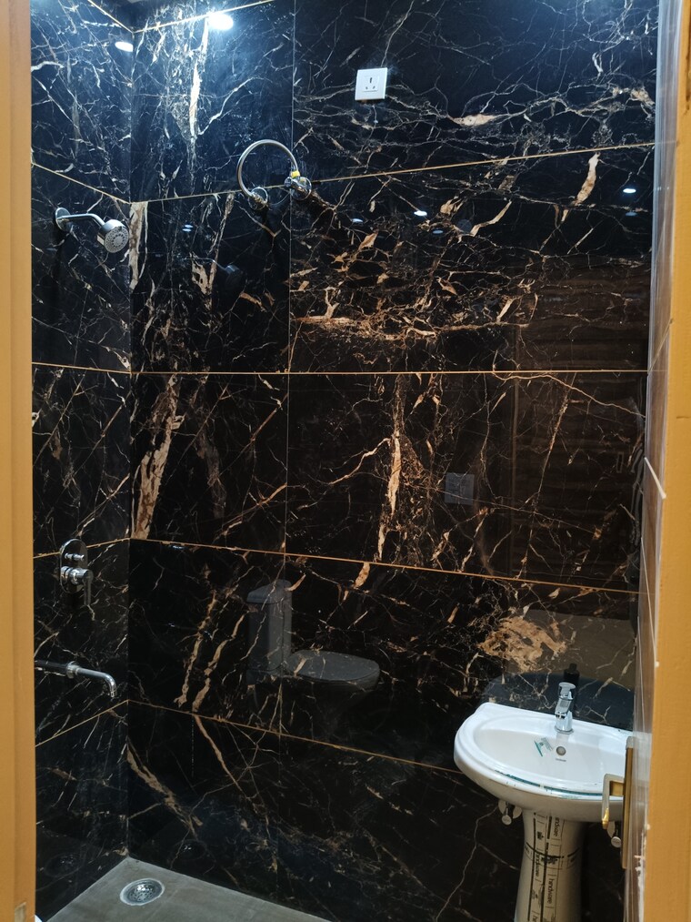 undefined, dhakoli 3 Bedroom 1300 Sq.Ft. Independent House In Dhakoli Zirakpur 8760114