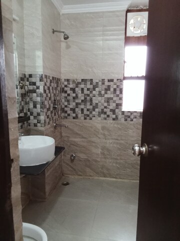 Bathroom in 3 BHK Apartment at B2 Green Glade Apartments, Vasant Kunj – for Rent