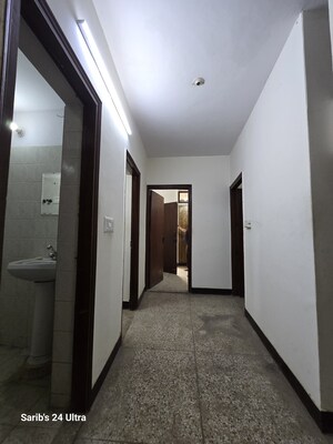 Building Lobby in 3 BHK Builder Floor at Sukhdev Vihar – for Sale