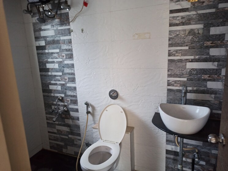 Bathroom, arc-pukhraj 3 Bedroom 1200 Sq.Ft. Apartment In Mundhwa Pune 8760136